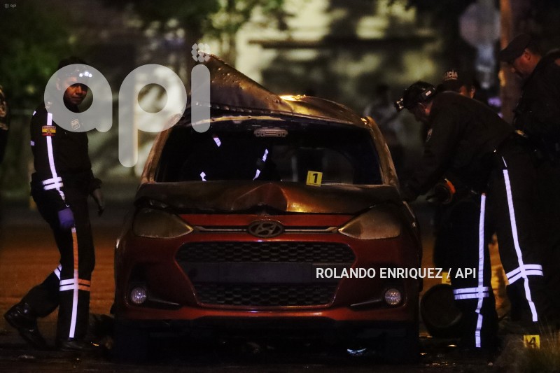EXPLOSIÓN-VEHÍCULO-QUITO