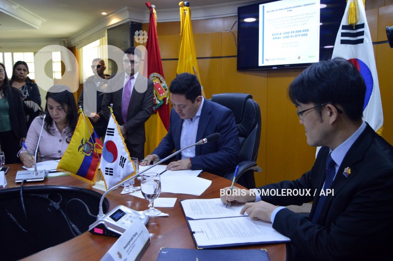 CUENCA-FIRMA ACUERDO-KOICA-EMAC EP