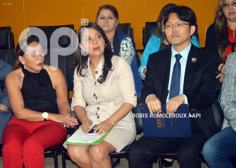 CUENCA-FIRMA ACUERDO-KOICA-EMAC EP