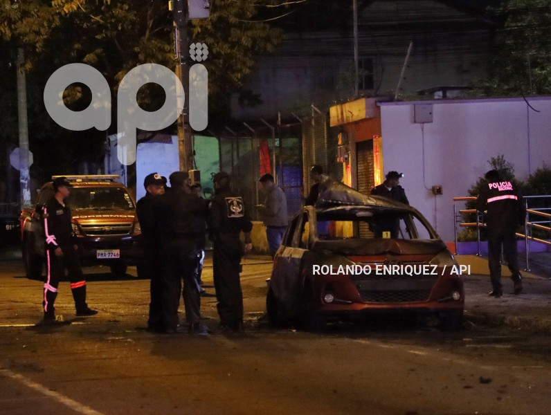 EXPLOSIÓN-VEHÍCULO-QUITO