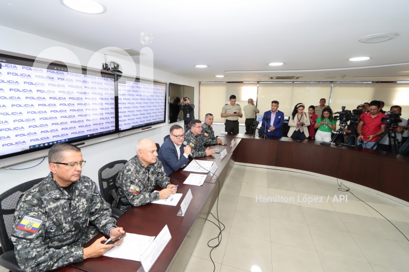 UIO COMANDANCIA POLICIA