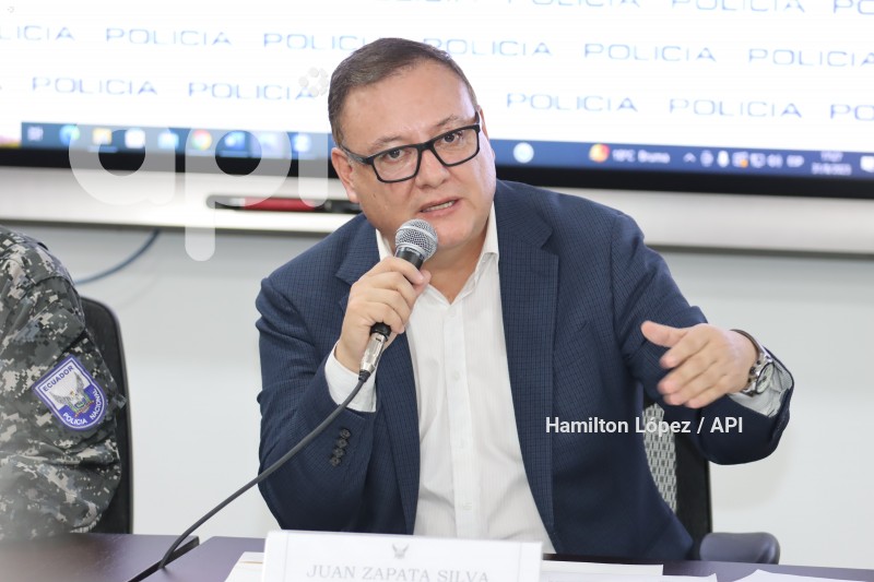UIO COMANDANCIA POLICIA
