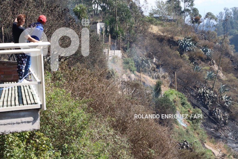 INCENDIOS-PUEMBO-ARENAL