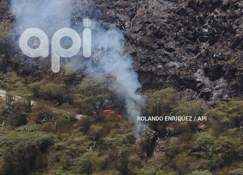 INCENDIOS-PUEMBO-ARENAL