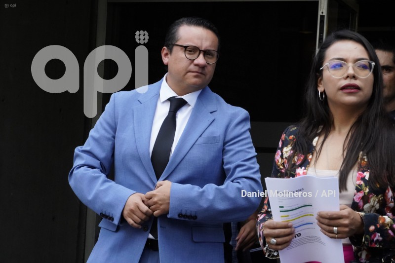 CONSTRUYE DENUNCIA CNE