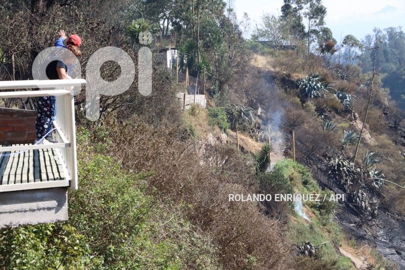 INCENDIOS-PUEMBO-ARENAL
