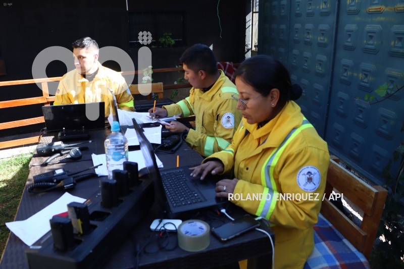 INCENDIOS-PUEMBO-ARENAL