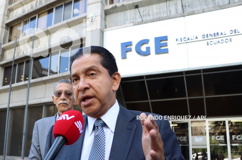 LUCIO-GUTIERREZ-FISCALIA-GENERAL-DENUNCIA-CNE