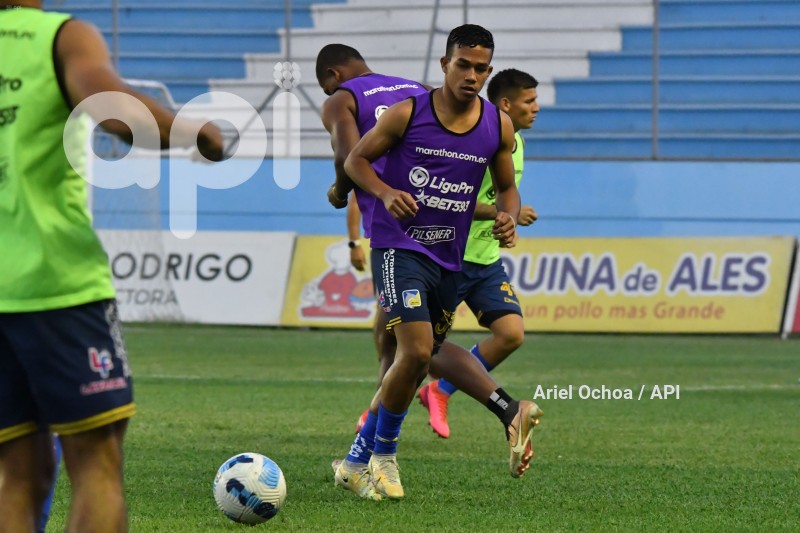 FBL-LIGAPRO-DELFIN-INDEPENDIENTE