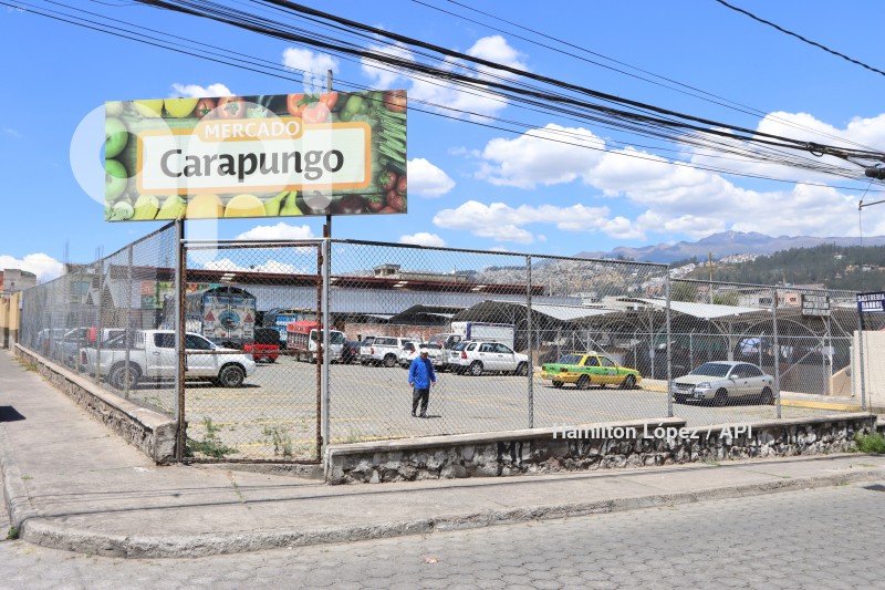 UIO BOTELLAS MOLOTOV CARAPUNGO