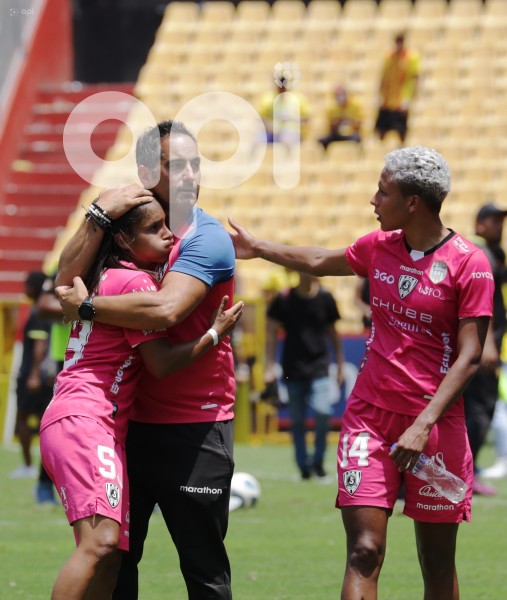 FBL-SUPERLIGA-BARCELONA-DRAGONAS