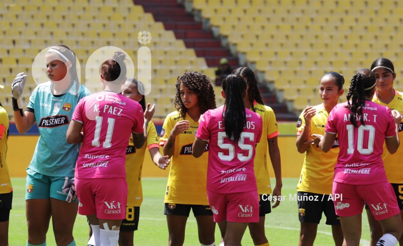 FBL-SUPERLIGA-BARCELONA-DRAGONAS