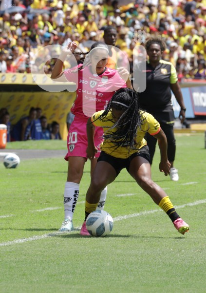 FBL-SUPERLIGA-BARCELONA-DRAGONAS