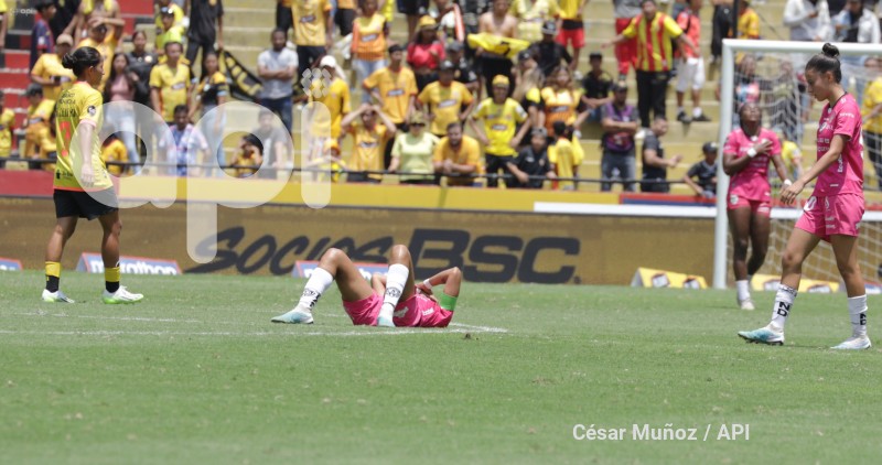 FBL-SUPERLIGA-BARCELONA-DRAGONAS