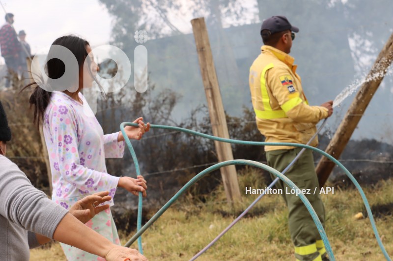 UIO INCENDIO NOROCCIDENTE