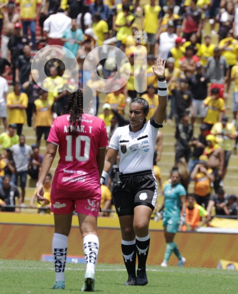 FBL-SUPERLIGA-BARCELONA-DRAGONAS