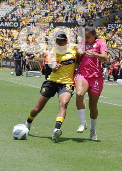 FBL-SUPERLIGA-BARCELONA-DRAGONAS