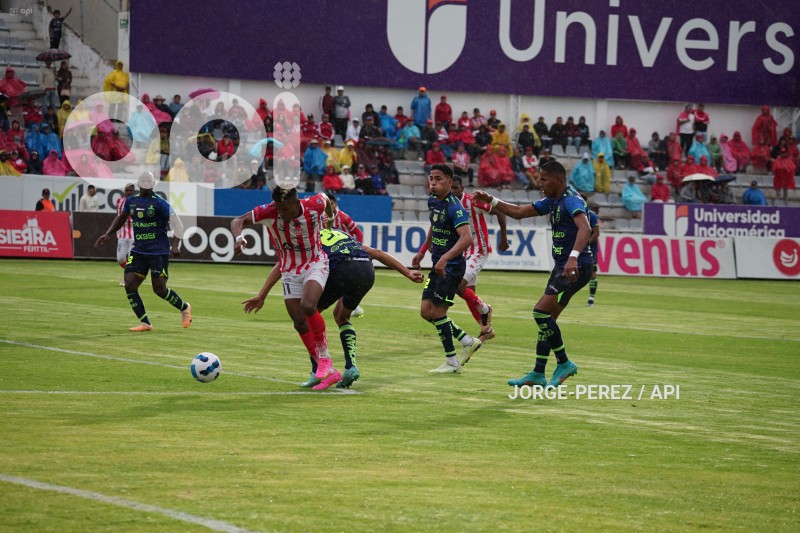 FBL-LIGA-PRO-BET593-TECNICO-GUALACEO