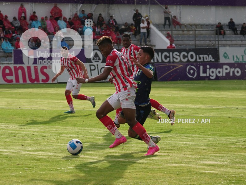 FBL-LIGA-PRO-BET593-TECNICO-GUALACEO