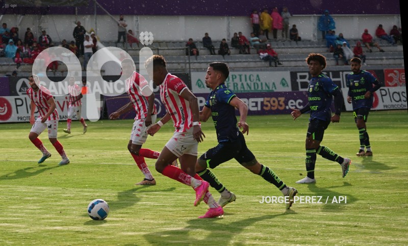 FBL-LIGA-PRO-BET593-TECNICO-GUALACEO