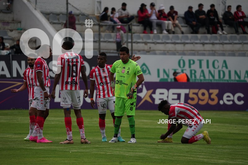 FBL-LIGA-PRO-BET593-TECNICO-GUALACEO