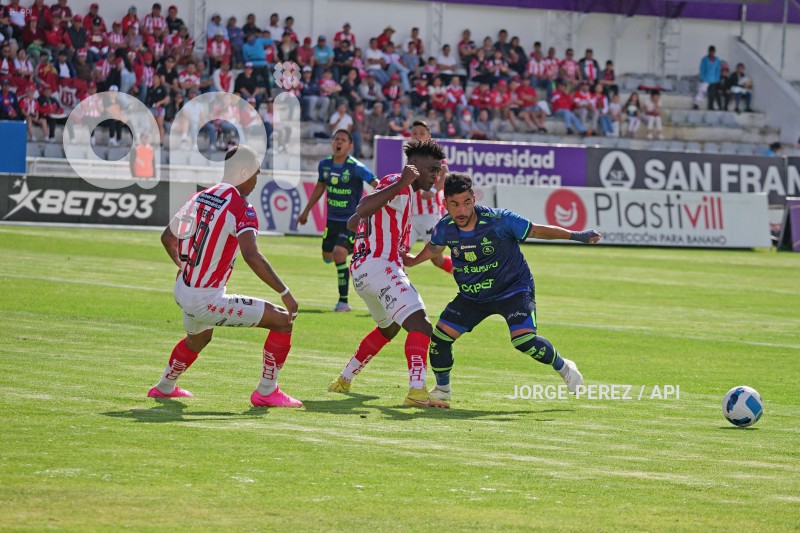 FBL-LIGA-PRO-BET593-TECNICO-GUALACEO