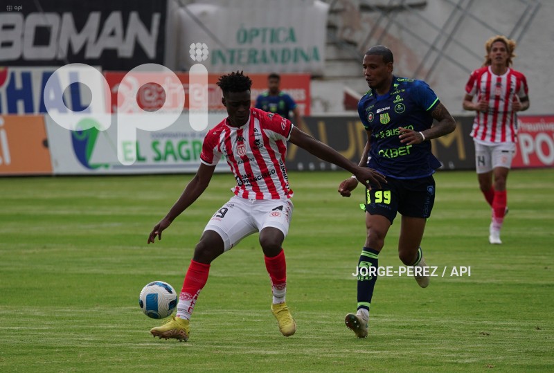 FBL-LIGA-PRO-BET593-TECNICO-GUALACEO