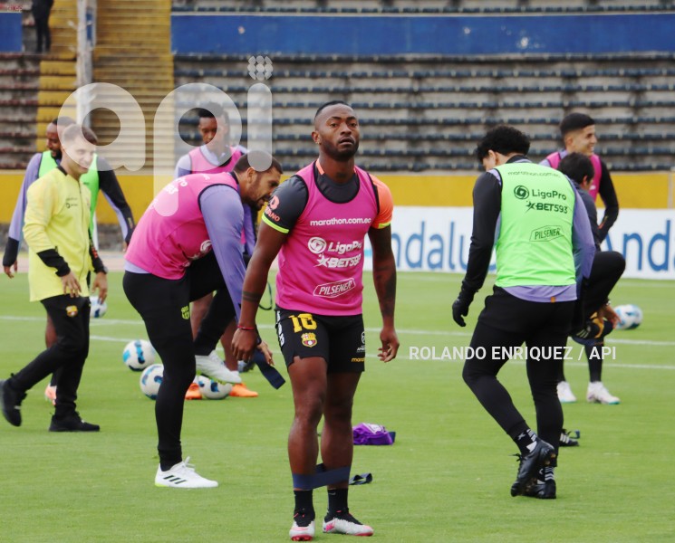 FBL-LIGAPRO-CUMBAYA-BARCELONA
