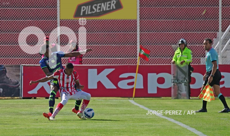 FBL-LIGA-PRO-BET593-TECNICO-GUALACEO