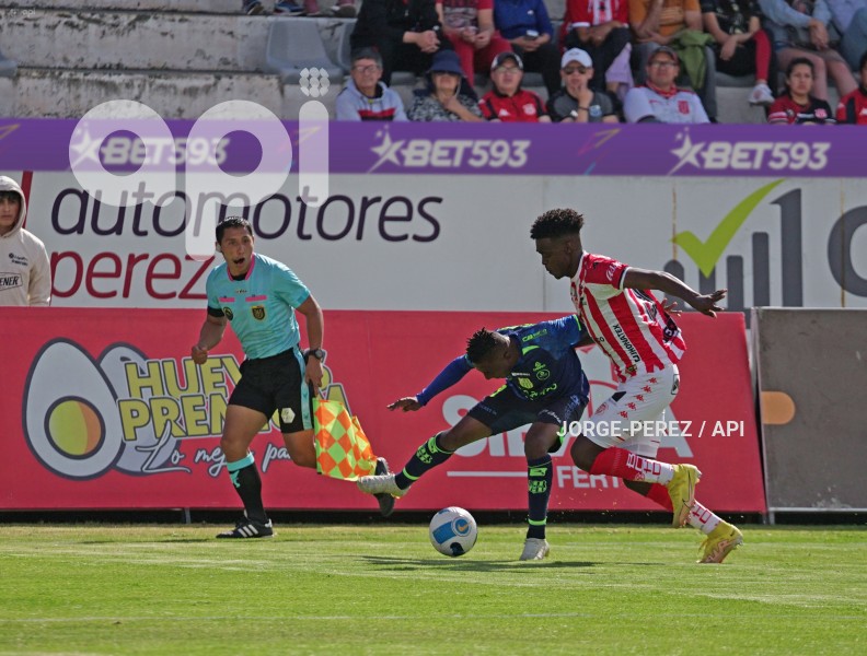 FBL-LIGA-PRO-BET593-TECNICO-GUALACEO