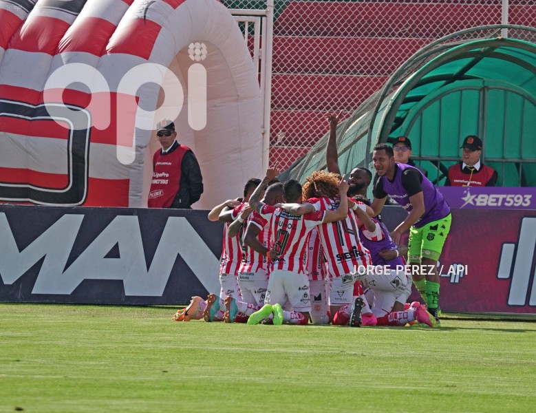 FBL-LIGA-PRO-BET593-TECNICO-GUALACEO