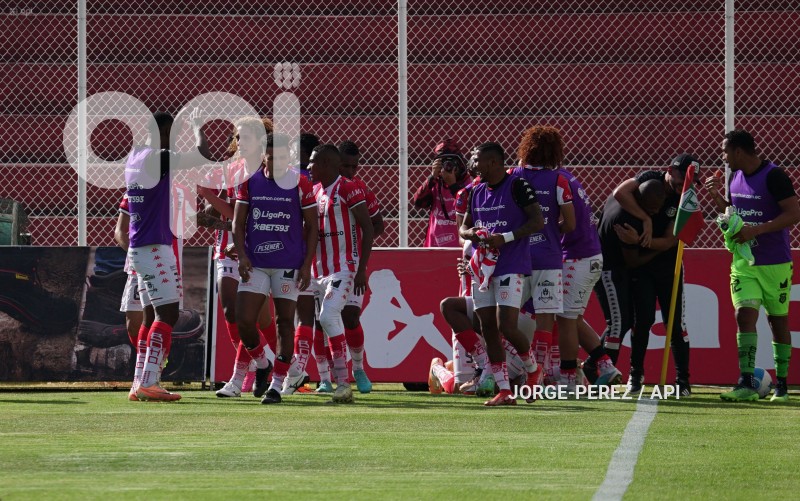 FBL-LIGA-PRO-BET593-TECNICO-GUALACEO