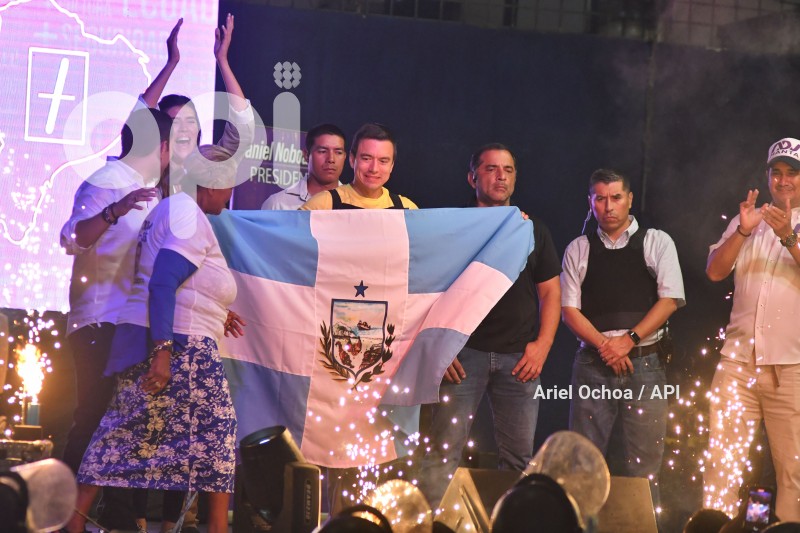 MANTA-DANIEL-NOBOA-CANDIDATO-PRESIDENTE