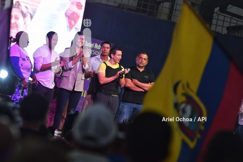 MANTA-DANIEL-NOBOA-CANDIDATO-PRESIDENTE