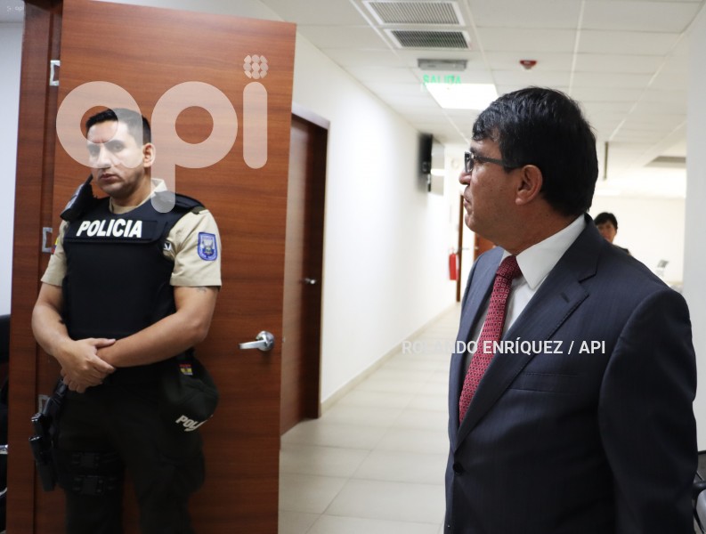 CASO-ISSPOL
