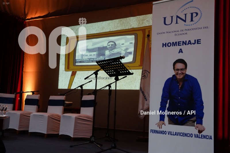 UNP HOMENAJE VILLAVICENCIO
