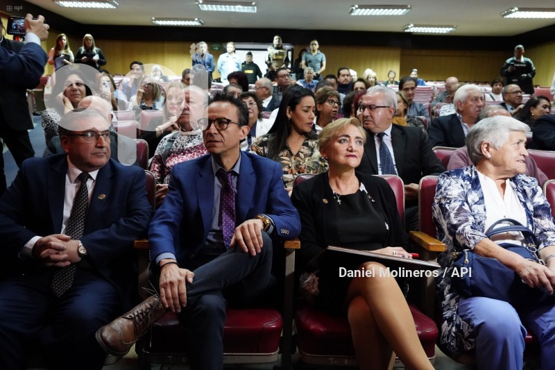 UNP HOMENAJE VILLAVICENCIO