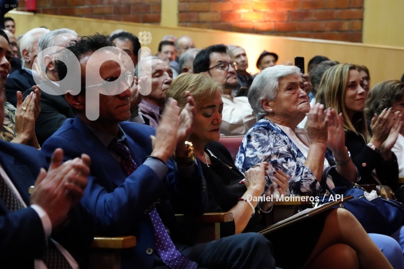 UNP HOMENAJE VILLAVICENCIO