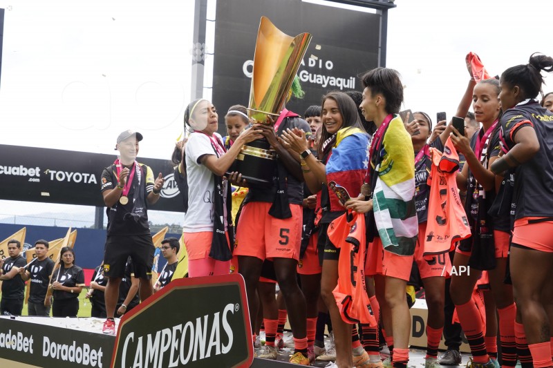 FBL SUPERFEM FINAL DRAGONAS BARCELONA