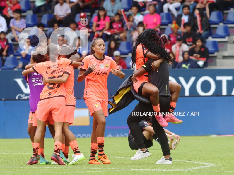 FBL-FINAL-SUPERLIGA-FEMENINA-DRAGONAS-BARCELONA