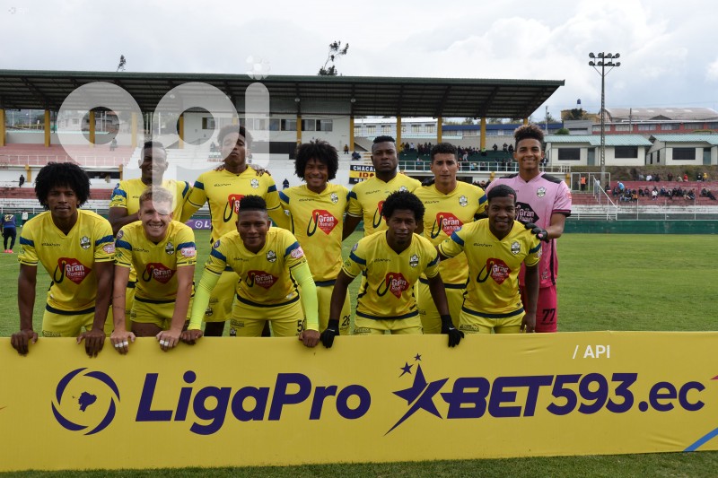FBL-LIGA-PRO-BET593-SERIE-B-CHACARITAS-VARGAS-TORRES-