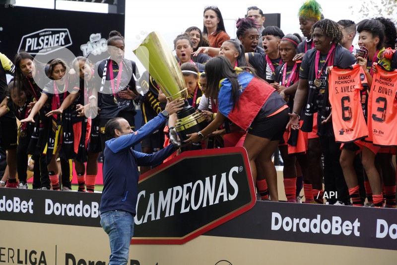 FBL SUPERFEM FINAL DRAGONAS BARCELONA