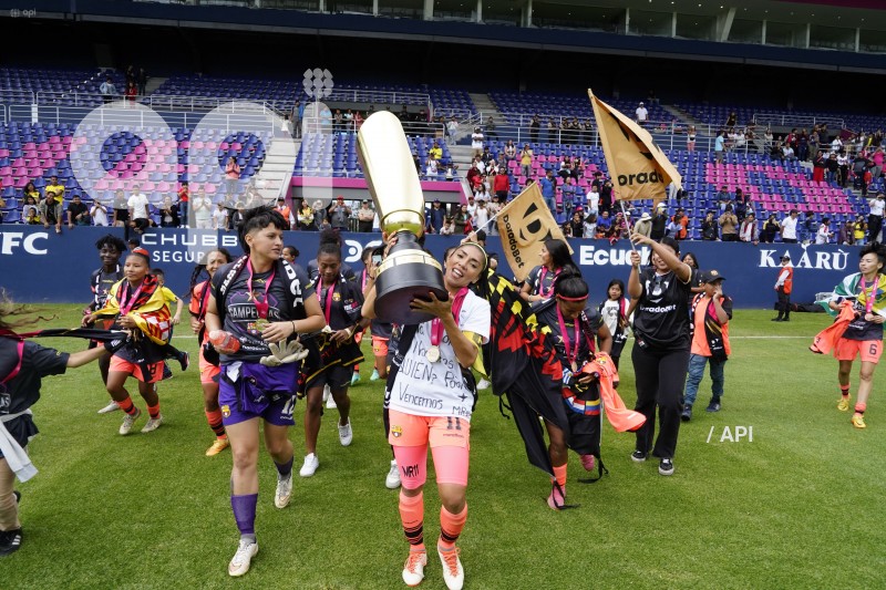 FBL SUPERFEM FINAL DRAGONAS BARCELONA