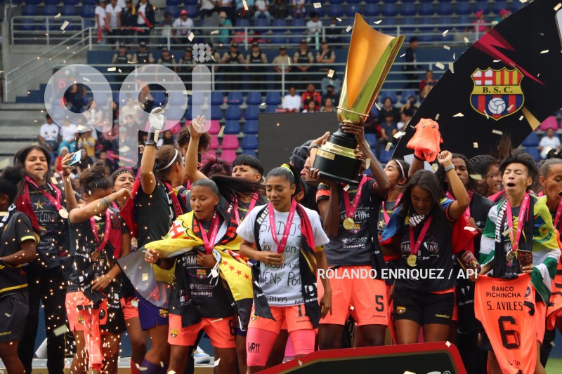 FBL-FINAL-SUPERLIGA-FEMENINA-DRAGONAS-BARCELONA
