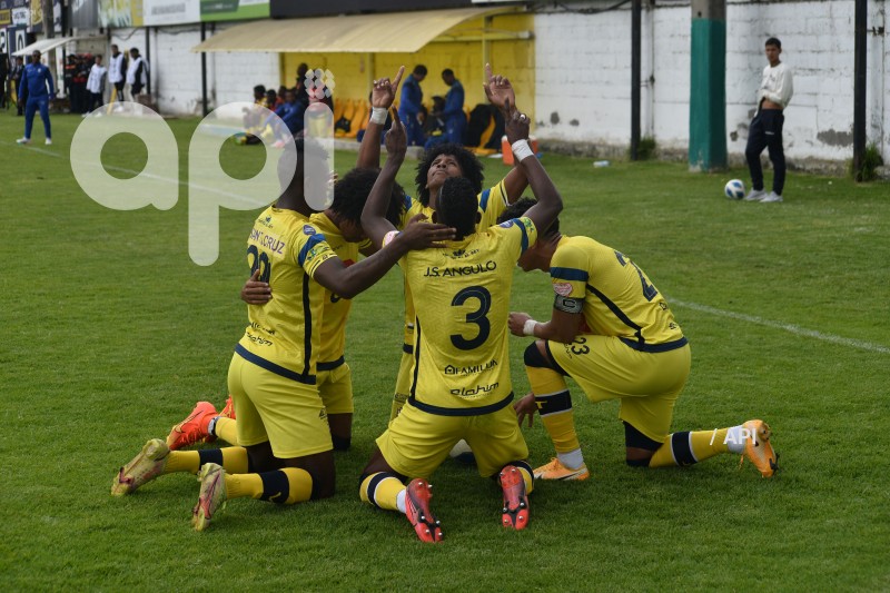 FBL-LIGA-PRO-BET593-SERIE-B-CHACARITAS-VARGAS-TORRES-