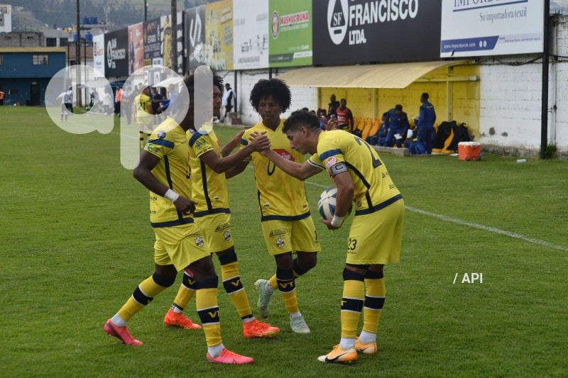 FBL-LIGA-PRO-BET593-SERIE-B-CHACARITAS-VARGAS-TORRES-