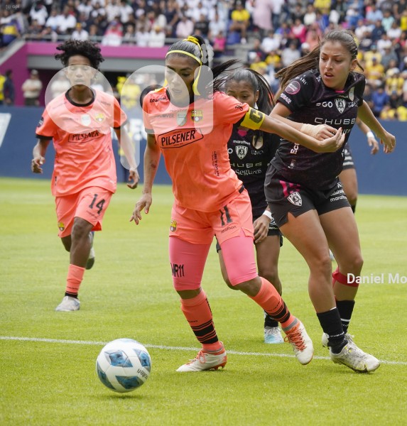 FBL SUPERFEM FINAL DRAGONAS BARCELONA