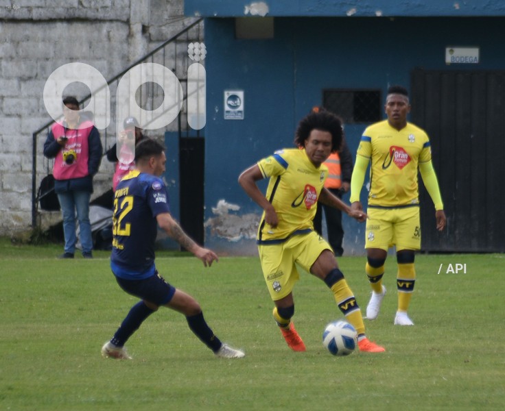FBL-LIGA-PRO-BET593-SERIE-B-CHACARITAS-VARGAS-TORRES-