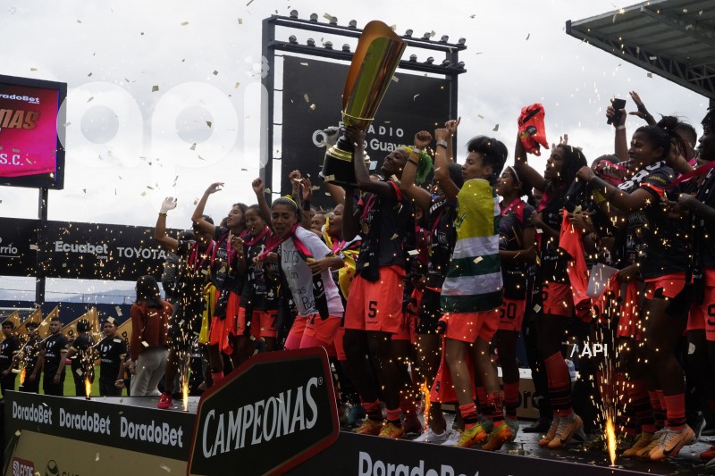 FBL SUPERFEM FINAL DRAGONAS BARCELONA
