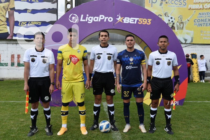 FBL-LIGA-PRO-BET593-SERIE-B-CHACARITAS-VARGAS-TORRES-